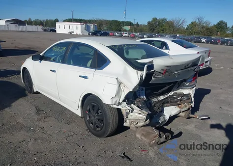 2017 Nissan Altima 2.5 S z USA, uszkodzony, nr VIN 1N4AL3AP3HC275595